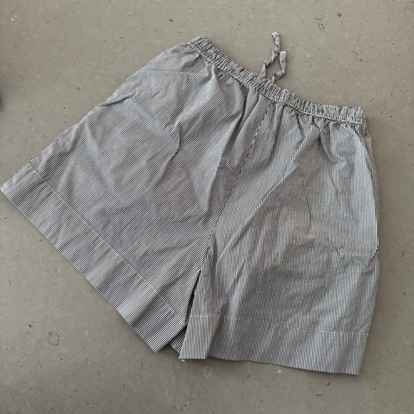 Button-Up Poplin Striped Matching Set - Picture 12 of 13